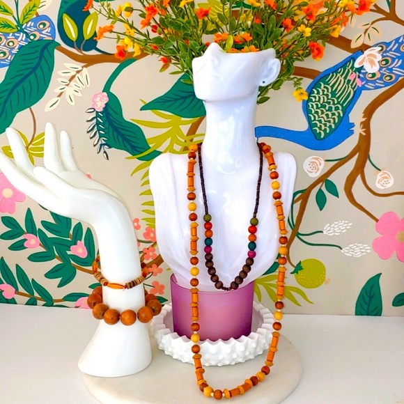 Wooden jewelry bundle - Picture 2 of 15